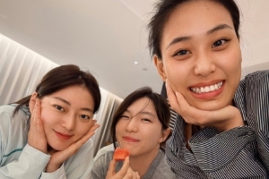必发交易指数-四川女篮球员唐子婷晒近照：人像时刻 七夕快乐❤