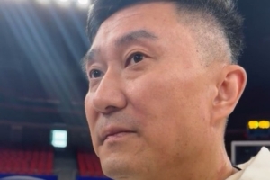 必发交易指数-徐杰G1赛后加练 杜锋：看到徐杰小胡等球员的自我要求 感到很欣慰